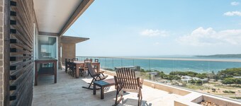 Sea View 3BR Condo w Terrace gym