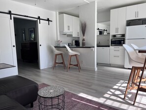 Interior - Poolside 2BR Coral Ridge Gem, Near Beach & Resto (Fort Lauderdale)