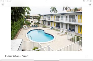 Outdoor pool - Poolside 2BR Coral Ridge Gem, Near Beach & Resto (Fort Lauderdale)
