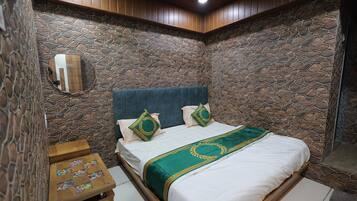 Deluxe Room | Free WiFi