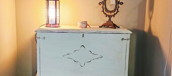 Poplar Envy! Charming 2-bedroom apartment in lovely Athens!