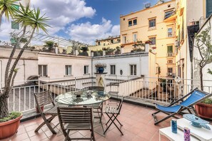 Apartment, Courtyard View | Terrace/patio