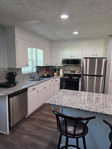 3-bedroom/2 full bath house in Perry, Ga with all the amenities, and hospitality