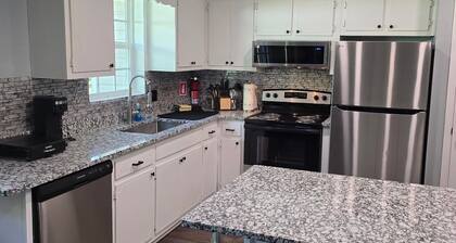 3-bedroom/2 full bath house in Perry, Ga with all the amenities, and hospitality