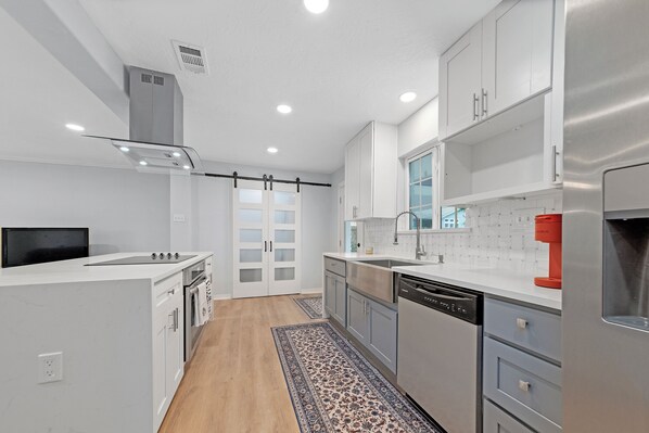 Microwave, oven, stovetop, dishwasher