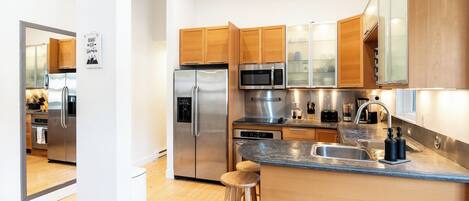 Microwave, oven, stovetop, dishwasher