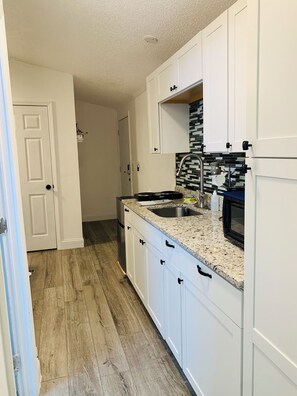Microwave, stovetop