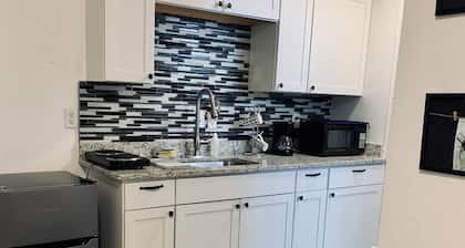 Tiny house close to Disney KISSIMMEE