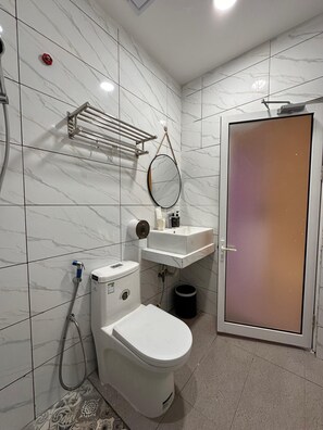Ảnh chưa phân loại, 3 trong số 43 ảnh, nút