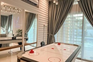 Spielezimmer