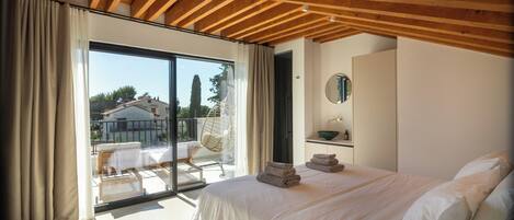 2 室のベッドルーム、インターネット