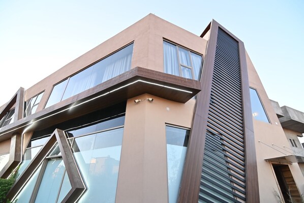 Majoituspaikan julkisivu