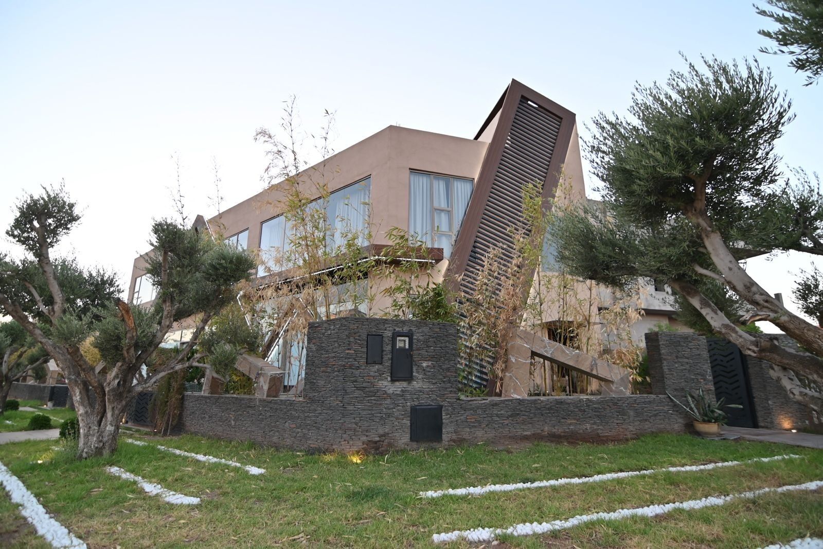 Fachada da propriedade