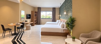 La villa luxury suites
