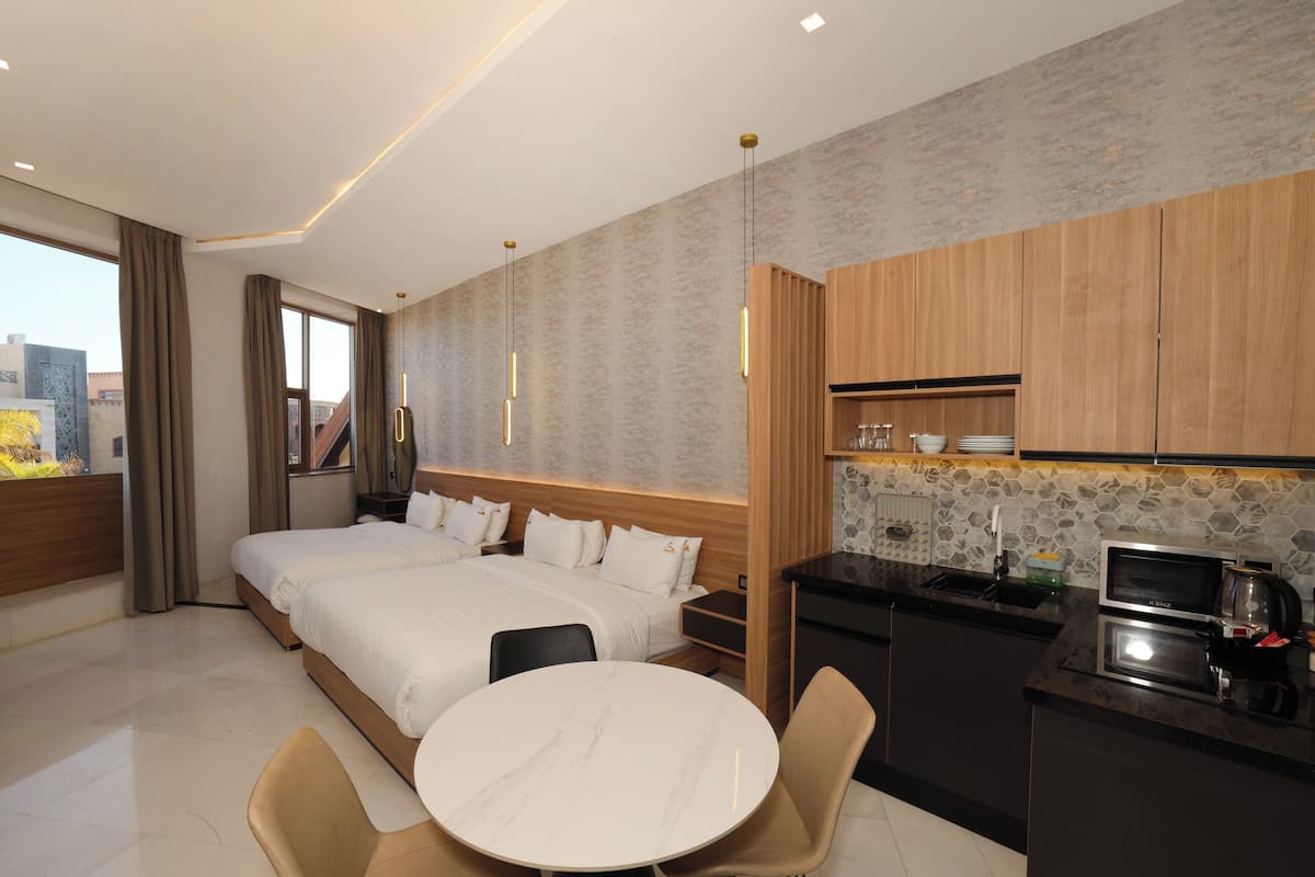 Deluxe lakosztály | Prémium ágynemű, Tempur-Pedic-matrac és ingyenes wifi