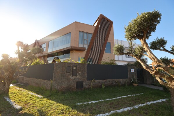 Front of property - La villa luxury suites (Marrakech)