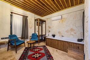 Junior Room, Valley View | Premium bedding, down comforters, pillowtop beds, minibar