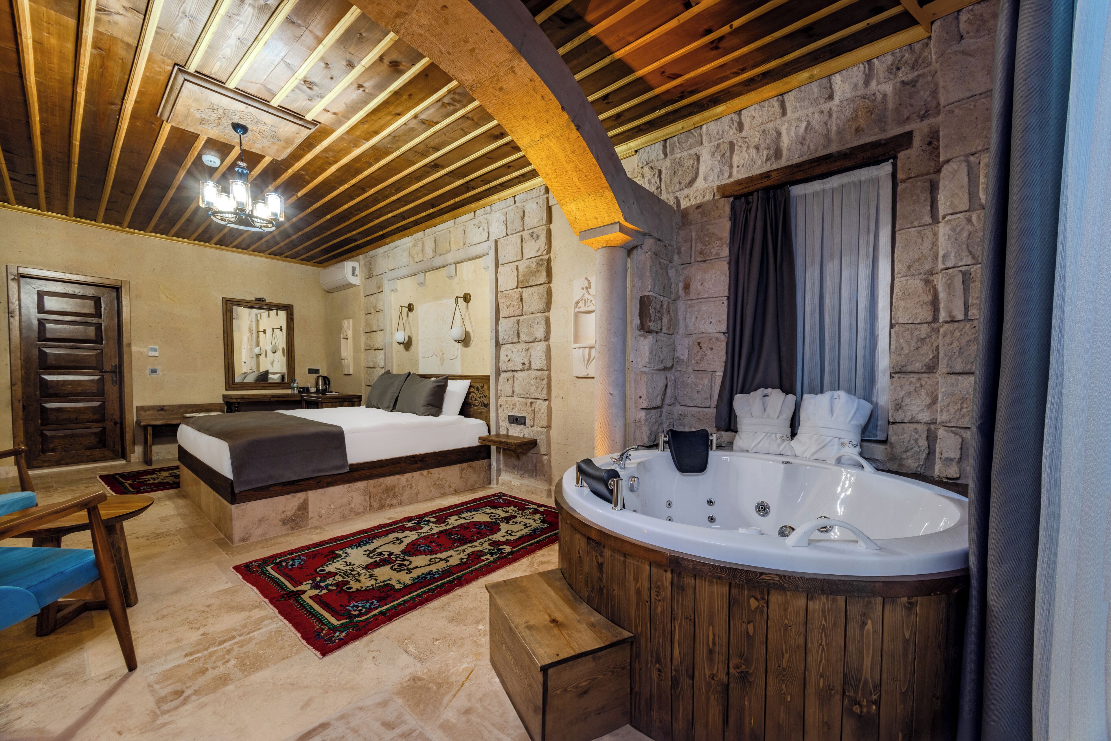 Habitación Deluxe, balcón, vistas al valle | Ropa de cama de alta calidad y edredones de plumas