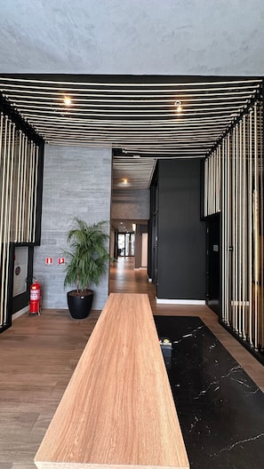 Studio | Lobby