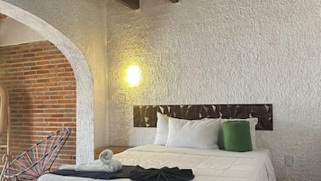 Comfort Room, Garden View