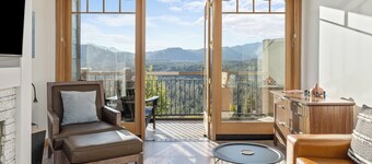 Modern 1BR Retreat with Fireplace & Mountain Views