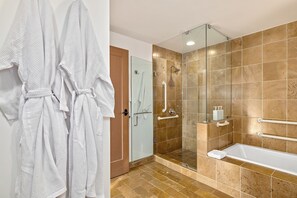 Hårtørrer, håndklæder, Sæbe, Shampoo