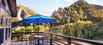 The Hideaway - Secluded 37-Acre Mountain Retreat Near Salida