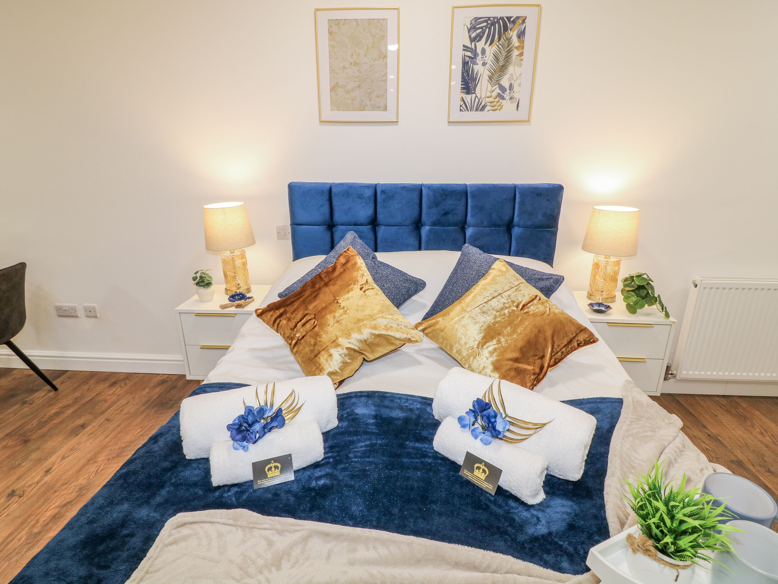 1 bedroom, individually decorated, individually furnished