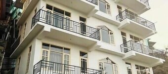 Dreamville Stays Shimla - Luxury Homestay and B&B unit 2