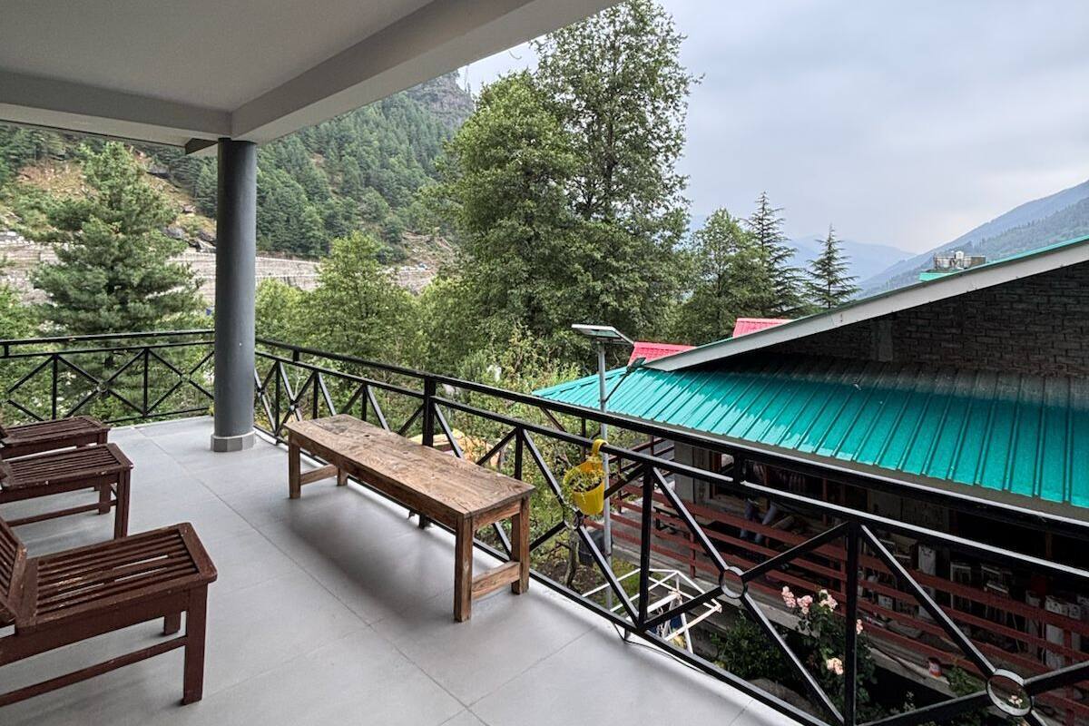 Deluxe Double Room, Balcony, Mountain View | Terrace/patio