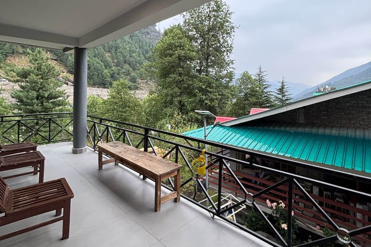 Deluxe Double Room, Balcony, Mountain View | Terrace/patio