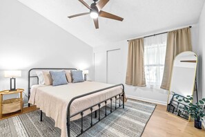 Townhome, Multiple Beds, Kitchen (The Capri Villa)