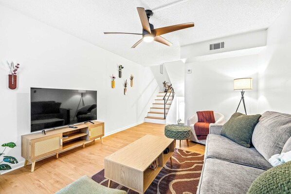 Townhome, Multiple Beds, Kitchen (The Capri Villa) | Living area