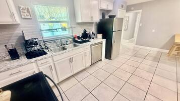 Microwave, oven, stovetop, dishwasher