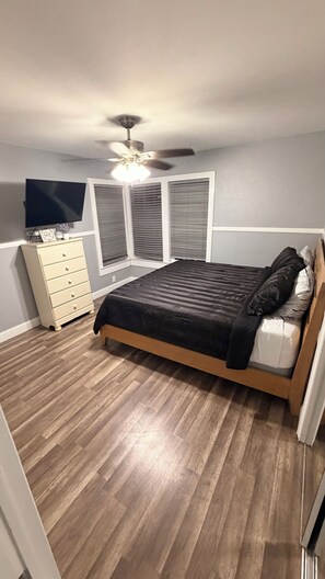 6 habitaciones, tabla de planchar con plancha y wifi gratis 