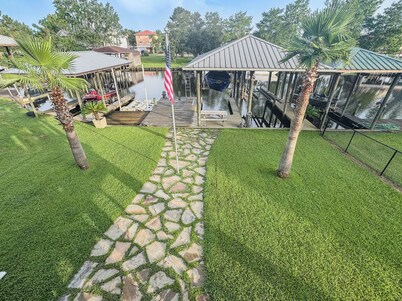 Drift Away to the River House - Cozy 3BR on the Jourdan River