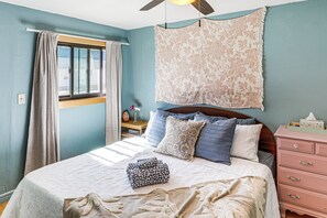 2 chambres, bureau, accès Internet, draps fournis