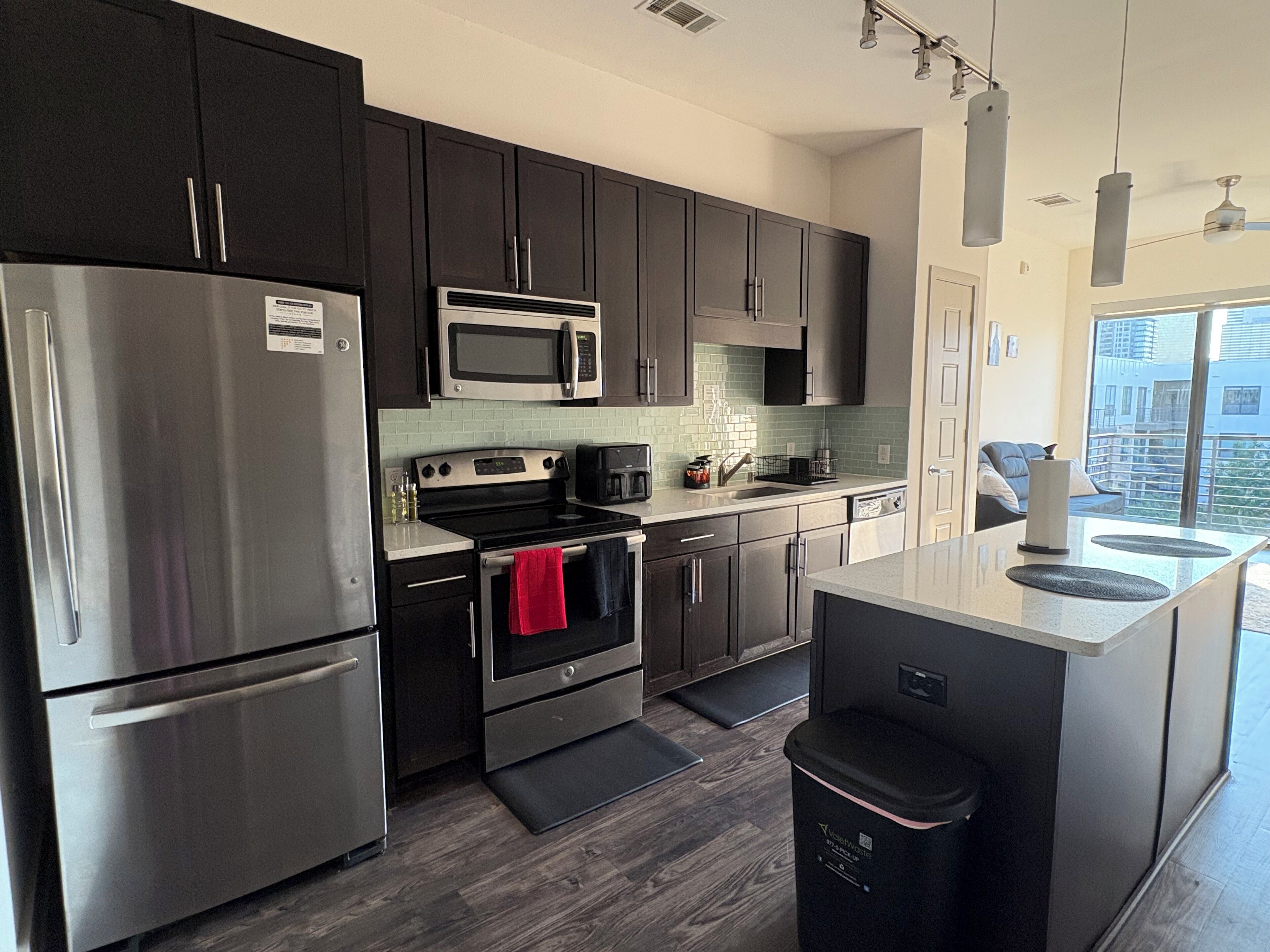 Microwave, oven, stovetop, dishwasher