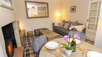 Cottage | Interior