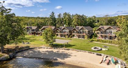 4 bed 3 bath cottage on Lake Muskoka
