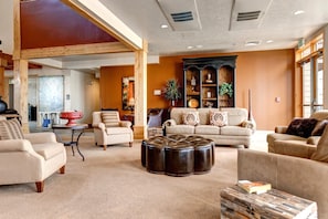 Condo (4 Bedrooms) | Entrada de la propiedad