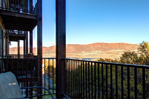 Condo (4 Bedrooms) | View from room