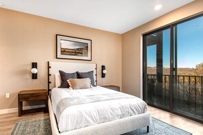 Condo (4 Bedrooms) | 4 bedrooms, laptop workspace, iron/ironing board, free cots/infant beds - The Mason KBM Resorts Near Deer Valley Jordanelle Express Gondola 2 Units, 4 Bedrooms Ml-1349 (Heber City)