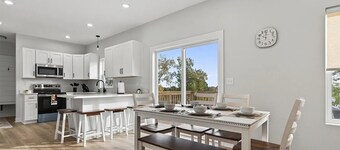 Brand New 2025 Home in Urbandale/Des Moines – Modern Comfort In Prime Location!