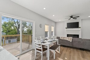 تناول الطعام