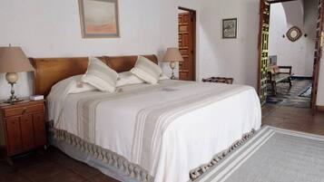 Chambre Deluxe | Coffres-forts dans les chambres, chambres insonorisées