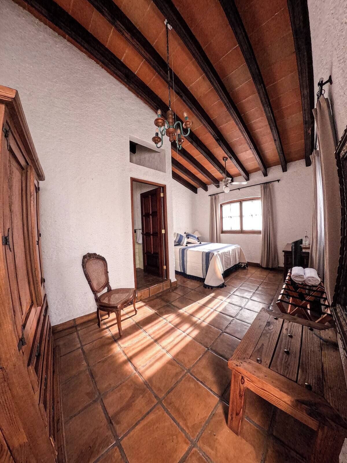 Habitación Confort | Caja de seguridad en la habitación y insonorización 