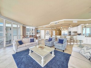 Condo, Multiple Beds, Balcony, Ocean View (Oceania 2) | Living area