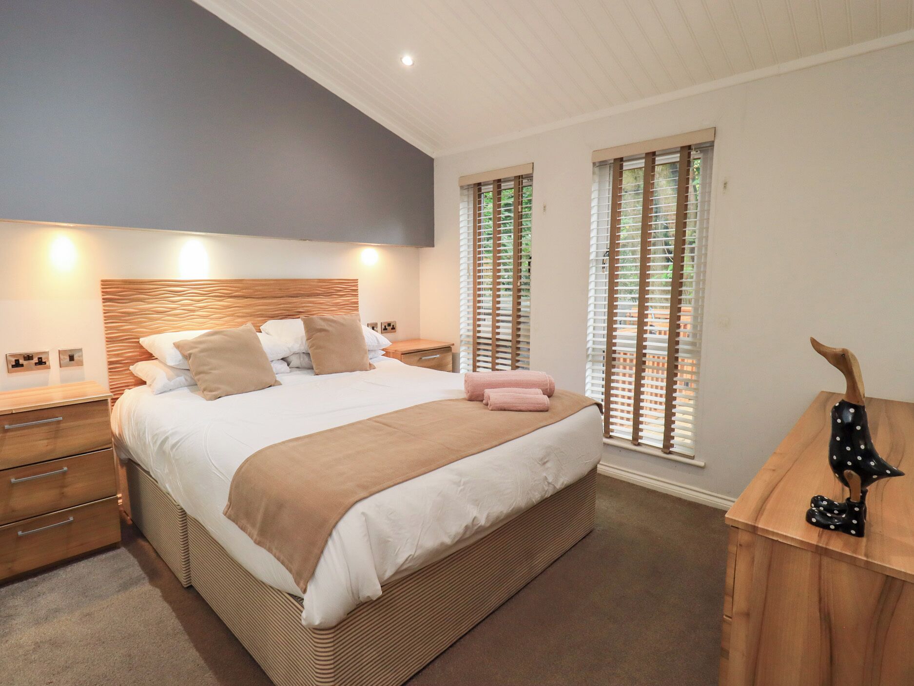 3 多间卧室、特色装修、特色家居、免费 WiFi