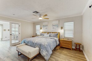 3 chambres, fer et planche Ă repasser, accĂšs Ă Internet, literie fournie